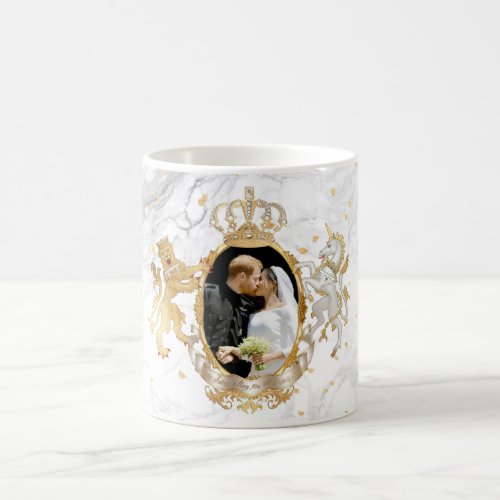 ROYAL WEDDING KISS HARRYMEGHAN COFFEE MUG