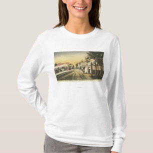Rubberneck Row Railroad View T-Shirt