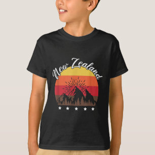 Rugby Lover Kiwi Gift New Zealand  T-Shirt