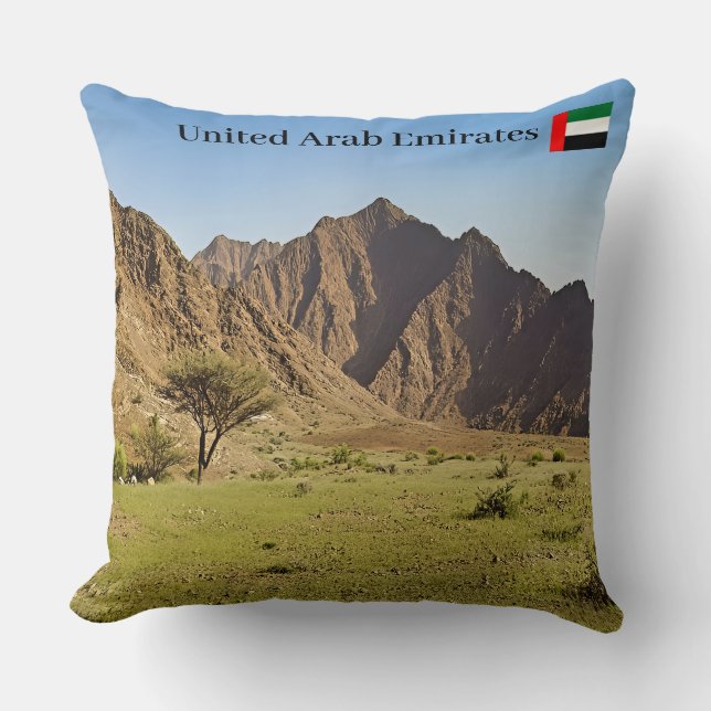 Rugged mountains throw pillow (Front)