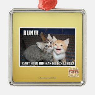 RUN!!! METAL ORNAMENT