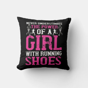 Running - Never underestimate champion Throw Pillow