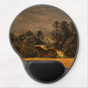Running Palomino Ergonomic Mousepad