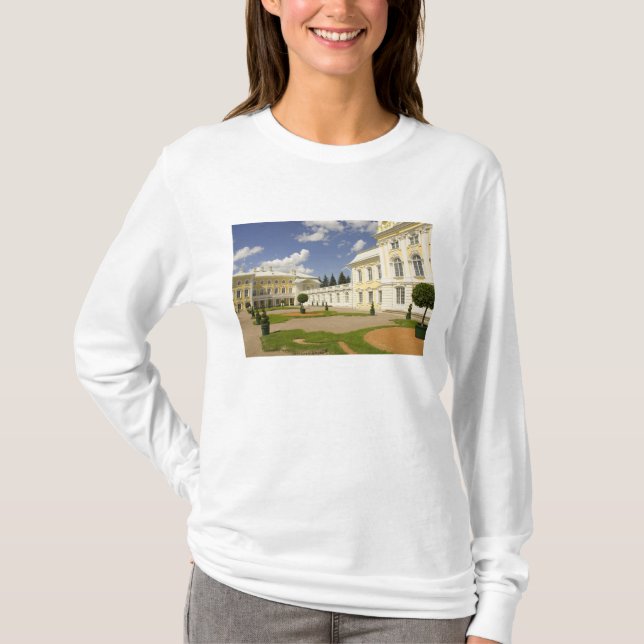 Russia. Petrodvorets. Peterhof Palace. Peter the 3 T-Shirt (Front)