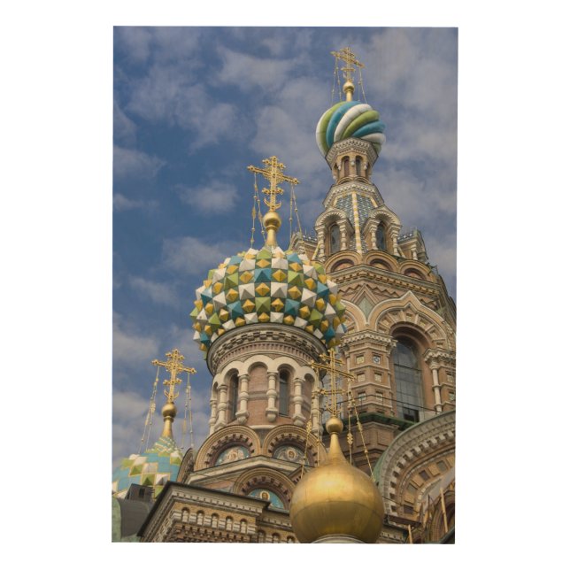 Russia, St. Petersburg, Nevsky Prospekt, The Wood Wall Decor (Front)