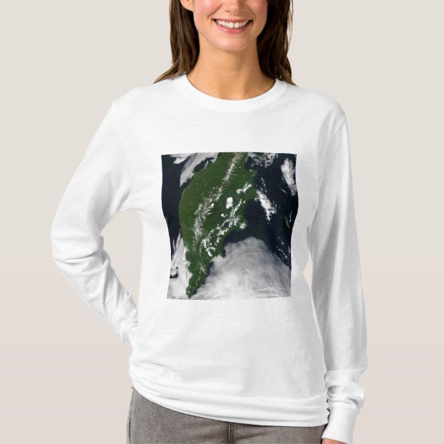 RussiaÃ¯Â¿Â½s Kamchatka Peninsula T-Shirt (Front)