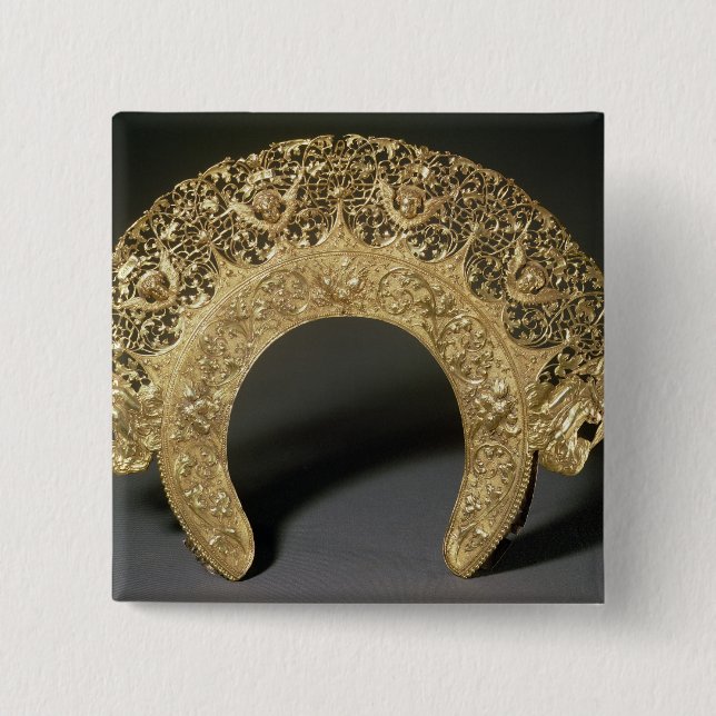 Russian diadem with filigree work button (Front)
