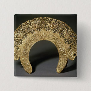 Russian diadem with filigree work button