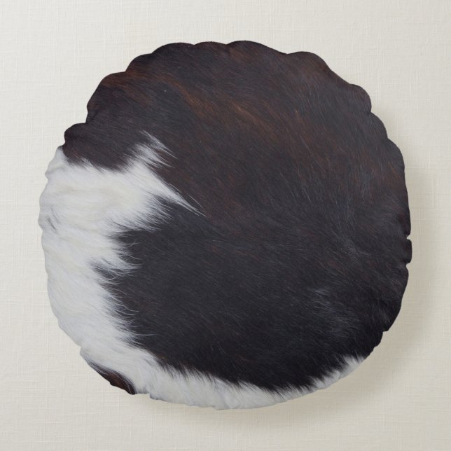 Rustic Сowhide Fur Print Round Pillow (Front)