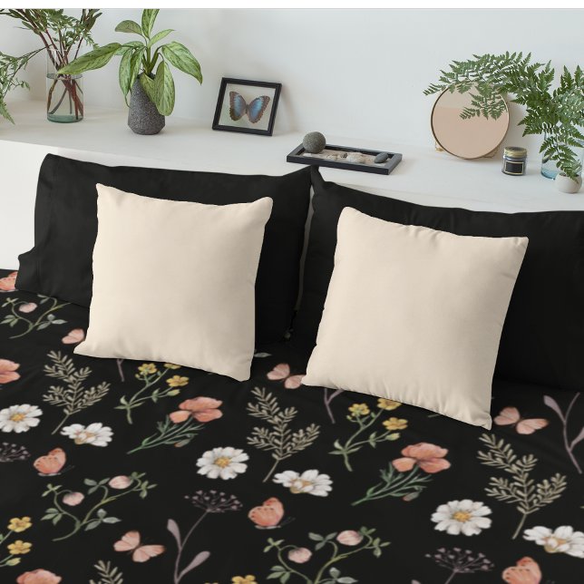 Rustic Boho Wildflower Black Duvet Cover (Creator Uploaded)