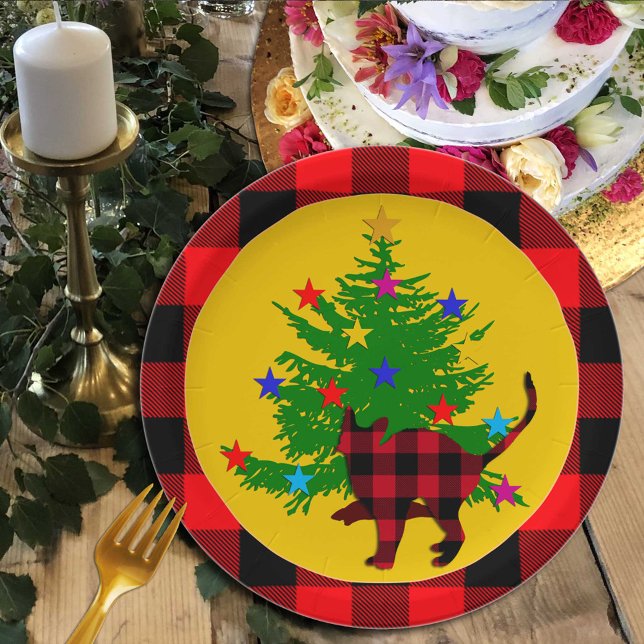 Rustic Christmas Cat, Tree and Red Buffalo plaid Paper Plates (Creator Uploaded)