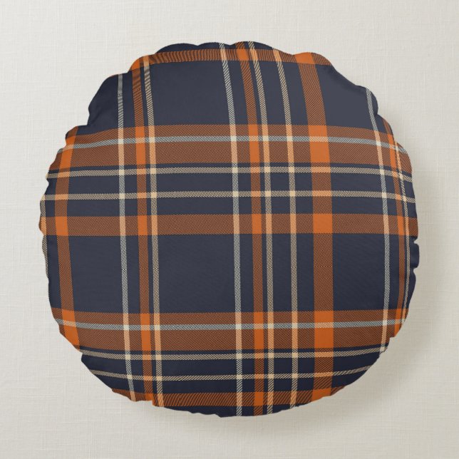 Rustic Christmas/winter plaid  Round Pillow (Front)
