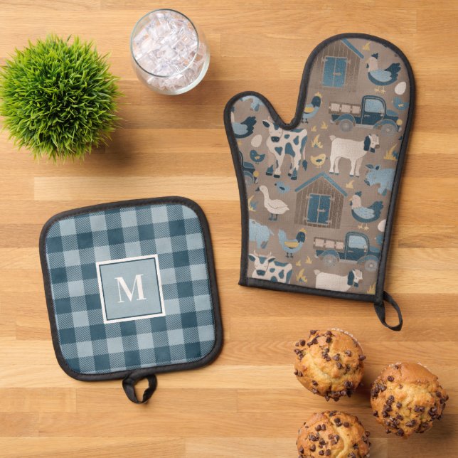 Rustic Country Farmhouse Kitchen  Oven Mitt & Pot Holder Set (Top Down)