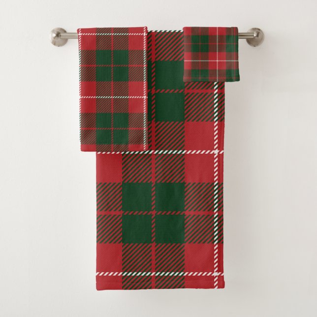Rustic Elegant Plaid Red and Green Tartan Bath Towel Set (Insitu)