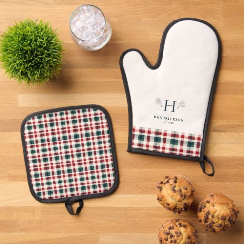 Rustic Farmhouse Family Name Monogram Oven Mitt  Pot Holder Set