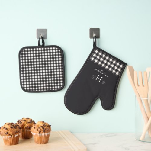 Rustic Farmhouse Family Name Monogram Oven Mitt  Pot Holder Set