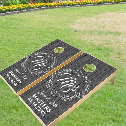 Rustic Grey Wood Mr and Mrs Couples Cornhole Set