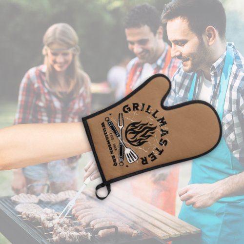 Rustic GRILLMASTER Custom Brown and White Oven Mitt  Pot Holder Set