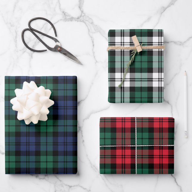 Rustic Holiday Black Watch Plaid Pattern Christmas Wrapping Paper Sheets (Front)