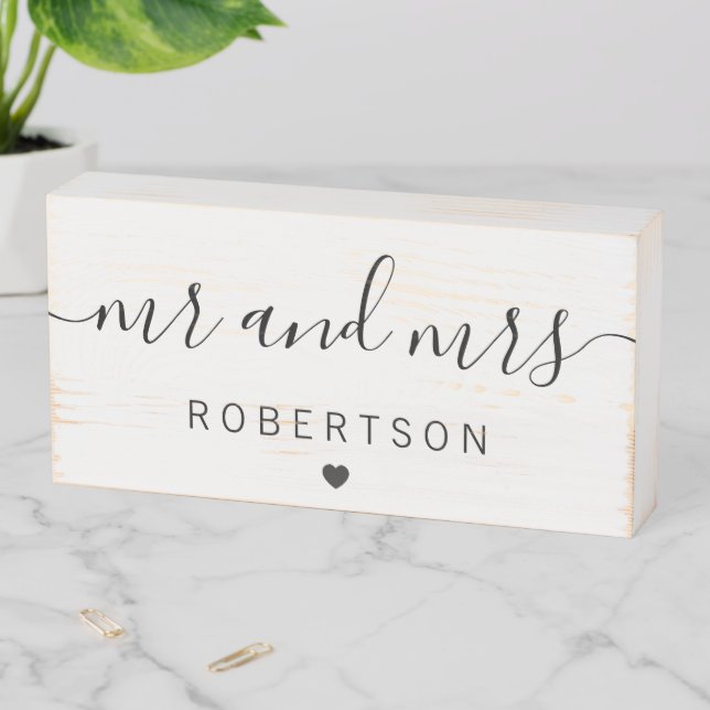Rustic Mr. and Mrs. Sign for Wedding, Wood Box (In Situ Horizontal)