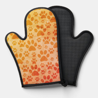Rustic Paw Prints Pattern Oven Mitt