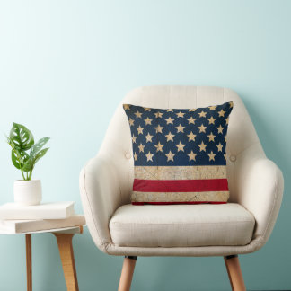 Rustic Vintage Grunge USA Flag Patriotic Throw Pillow