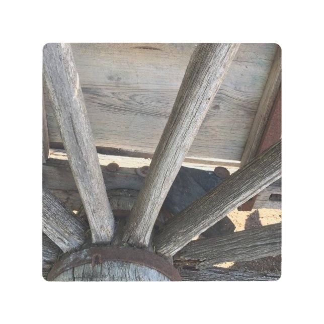 Rustic Wagon Wheel Metal Art (Front)