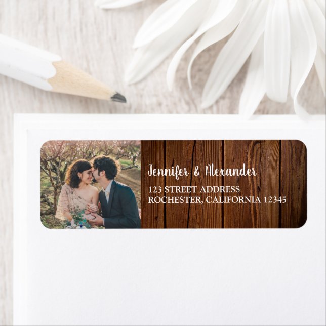 Rustic wood couple monogram name photo label (Insitu)