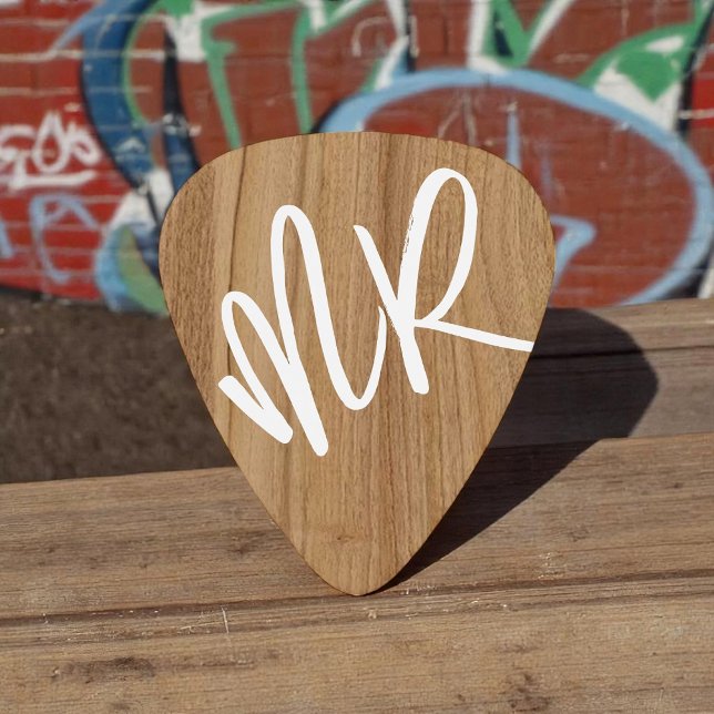 Rustic Wood Guitar Pick for guitarmen  (Creator Uploaded)