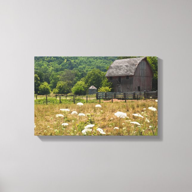 Rustic Wooden Barn Canvas Print (Front)