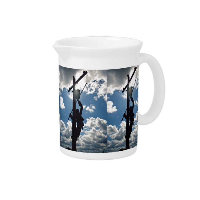 Rusty the Lineman Pitcher (Right)