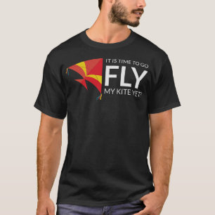 S2 Kite Flying Fly Kites (12) T-Shirt