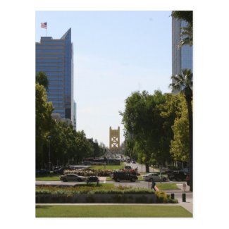 Sacramento: Tower Bridge from Capitol Mall Postcard
