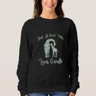 Safari Animal Giraffe Zoo Keeper Girl Women Giraff Sweatshirt