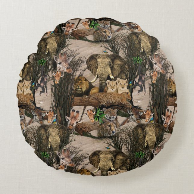 Safari Wildlife Destination Repeat Pattern Round Pillow (Front)