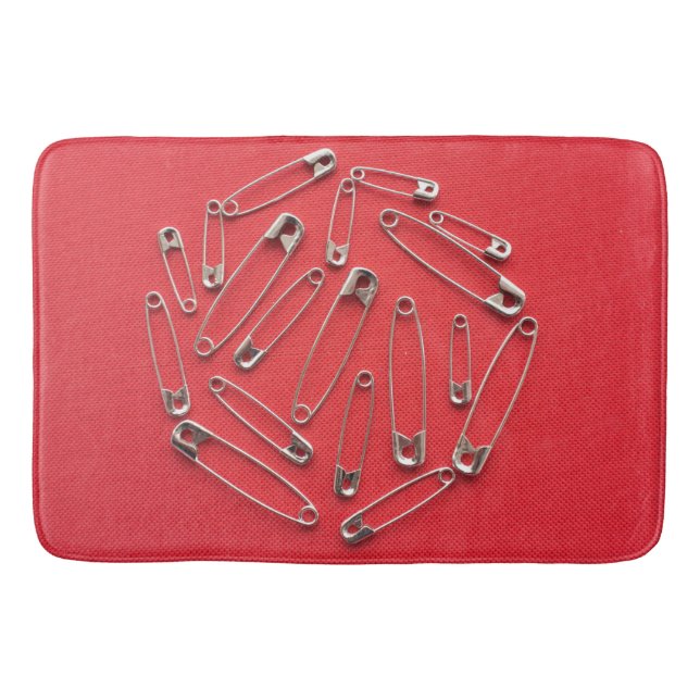 Safety-pins Bath Mat (Front)