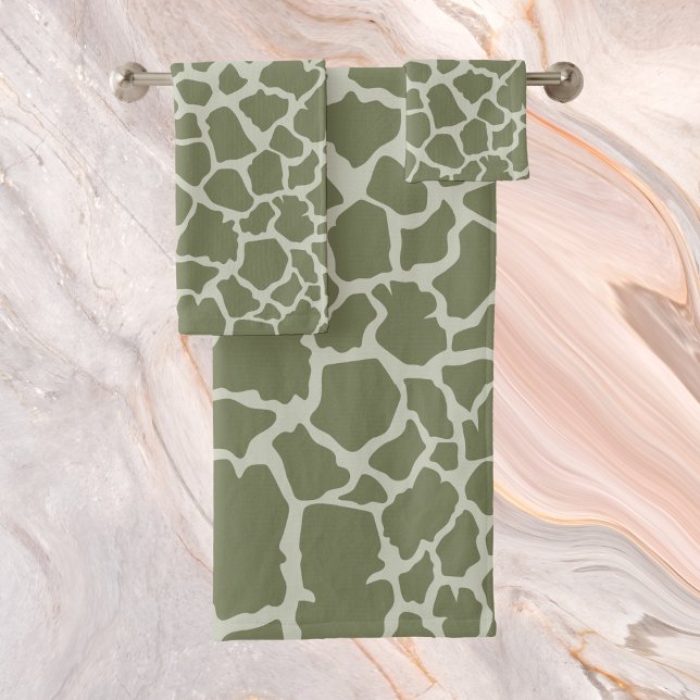 Sage Green Giraffe Print Bath Towel Set (Creator Uploaded)