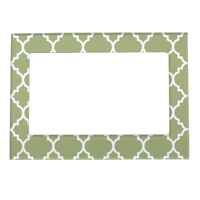 Sage Green White Quatrefoil Moroccan Pattern Magnetic Photo Frame (Front)