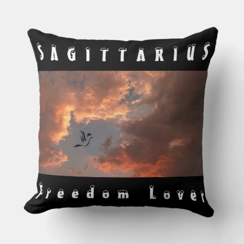 SAGITTARIUS _FREEDOM LOVER THROW PILLOW