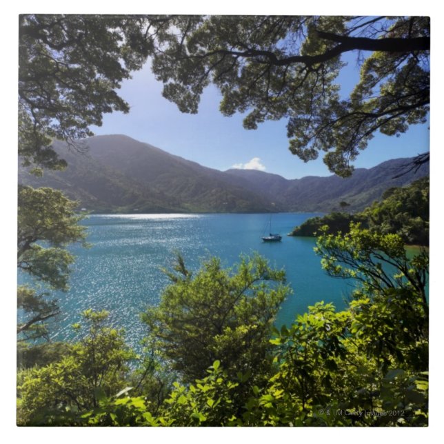 sailboat in distance tile (Front)