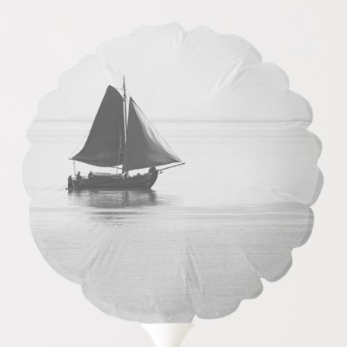 Sailing boat balloon