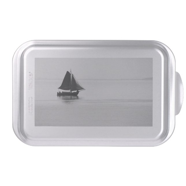 Sailing boat cake pan (Front)