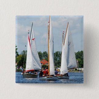 Sailing Button