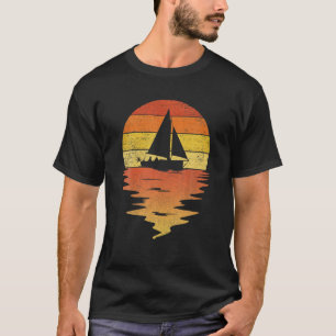 Sailing Retro Sunset 70S Vintage Sailboat T-Shirt