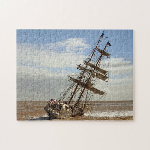 SAILING SHIP MON THE BEACH JIGSAW PUZZLE