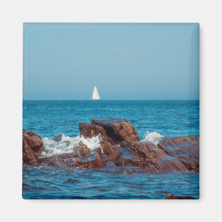 Sailing the Atlantic Magnet