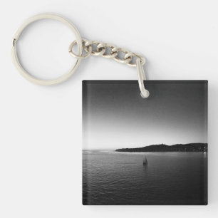 Sailing to the Horizon Black and White Keychain