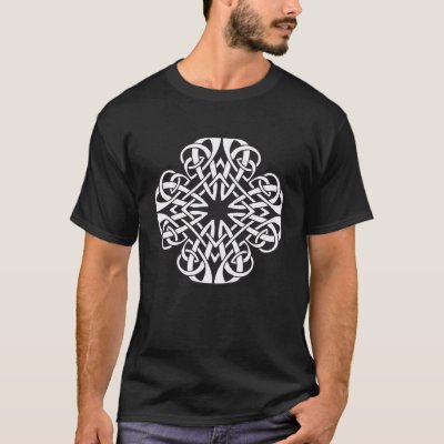 Saint Patrick s Day Traditional Irish Celtic Knot  T-Shirt