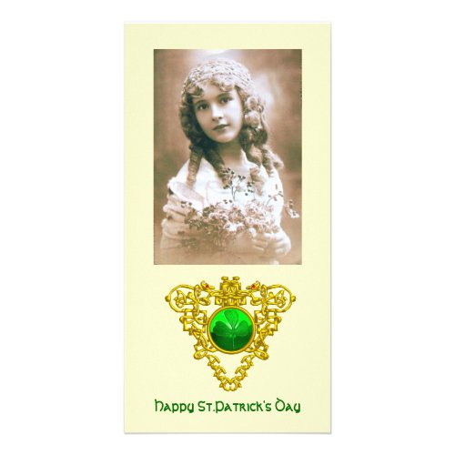 SAINT PATRICKS CELTIC HEARTshamrock cream Card