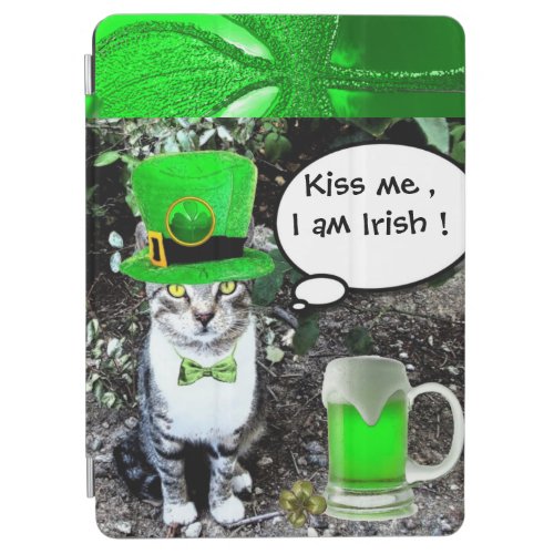 SAINT PATRICKS DAY CAT WITH GREEN IRISH BEER iPad AIR COVER